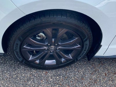 2023 Toyota Sienna XSE 7 Passenger
