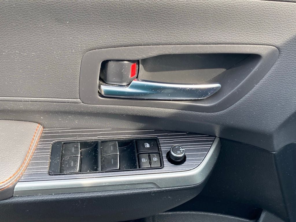 2023 Toyota Sienna XSE 7 Passenger