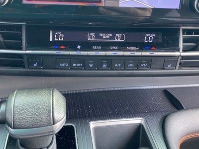 2023 Toyota Sienna XSE 7 Passenger