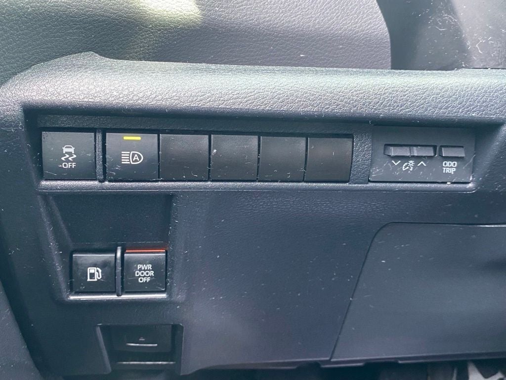 2023 Toyota Sienna XSE 7 Passenger