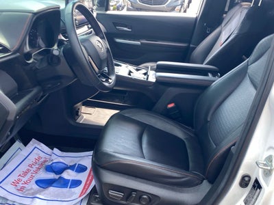 2023 Toyota Sienna XSE 7 Passenger