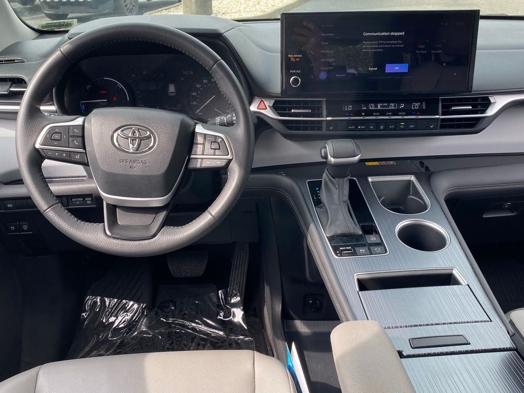 2025 Toyota Sienna XLE 7 Passenger