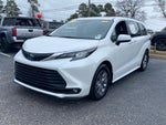 2025 Toyota Sienna XLE 8 Passenger