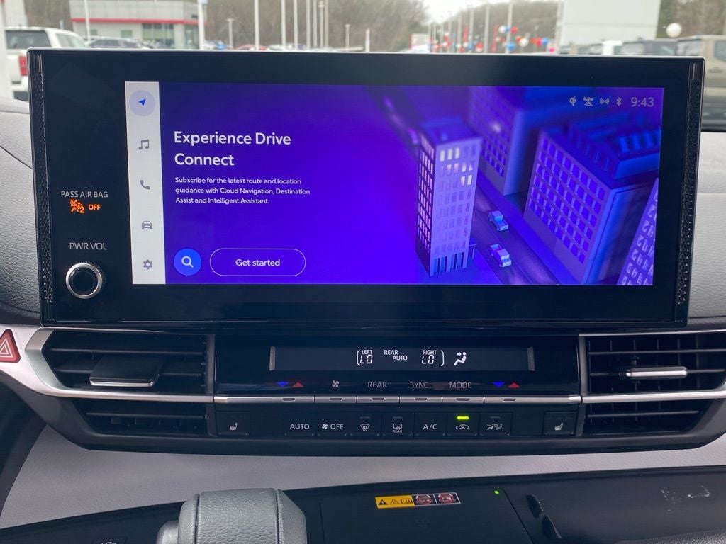 2025 Toyota Sienna XLE 8 Passenger