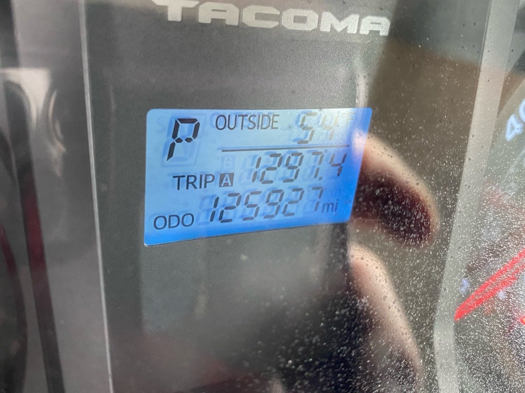 2017 Toyota Tacoma SR