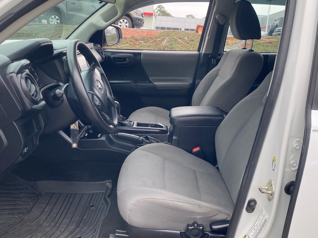 2017 Toyota Tacoma SR