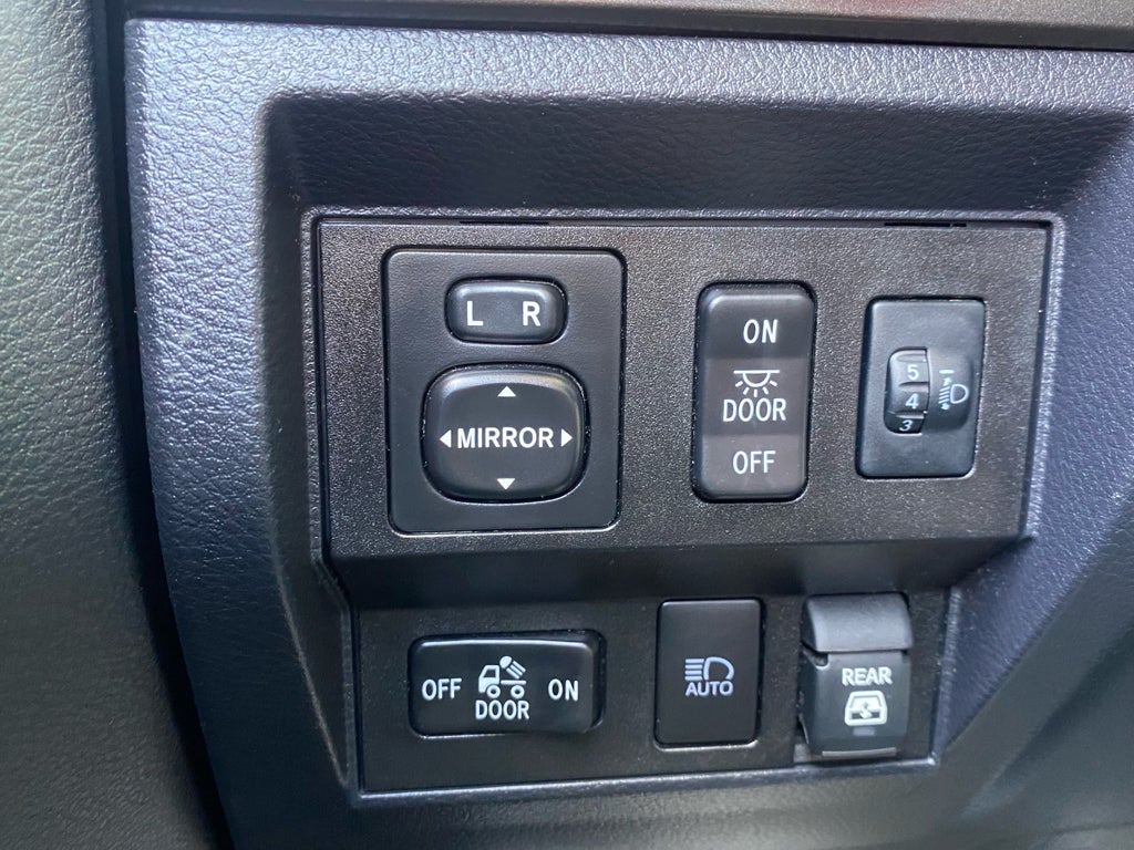 2019 Toyota Tundra SR5