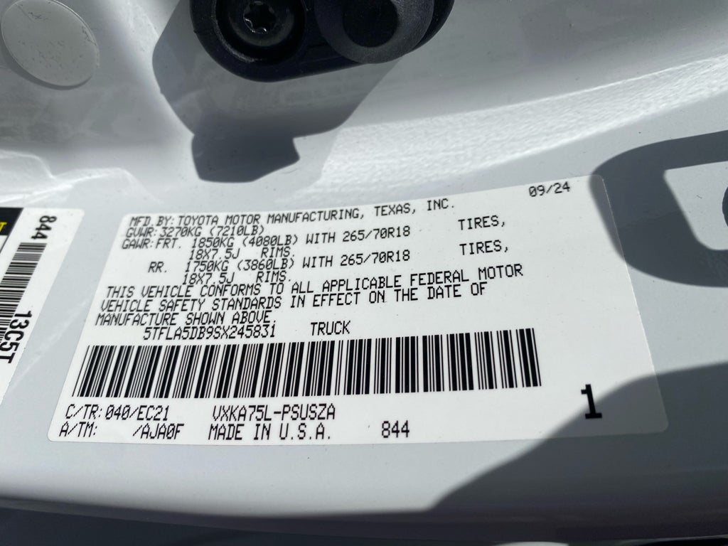 2025 Toyota Tundra SR5