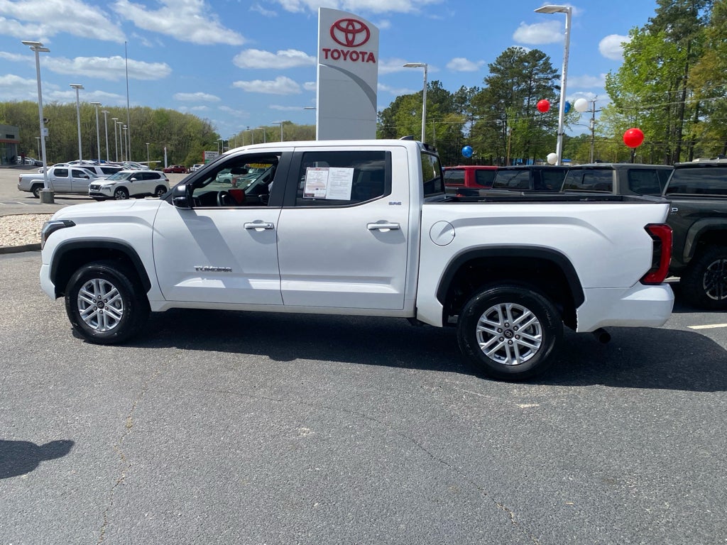 2025 Toyota Tundra SR5