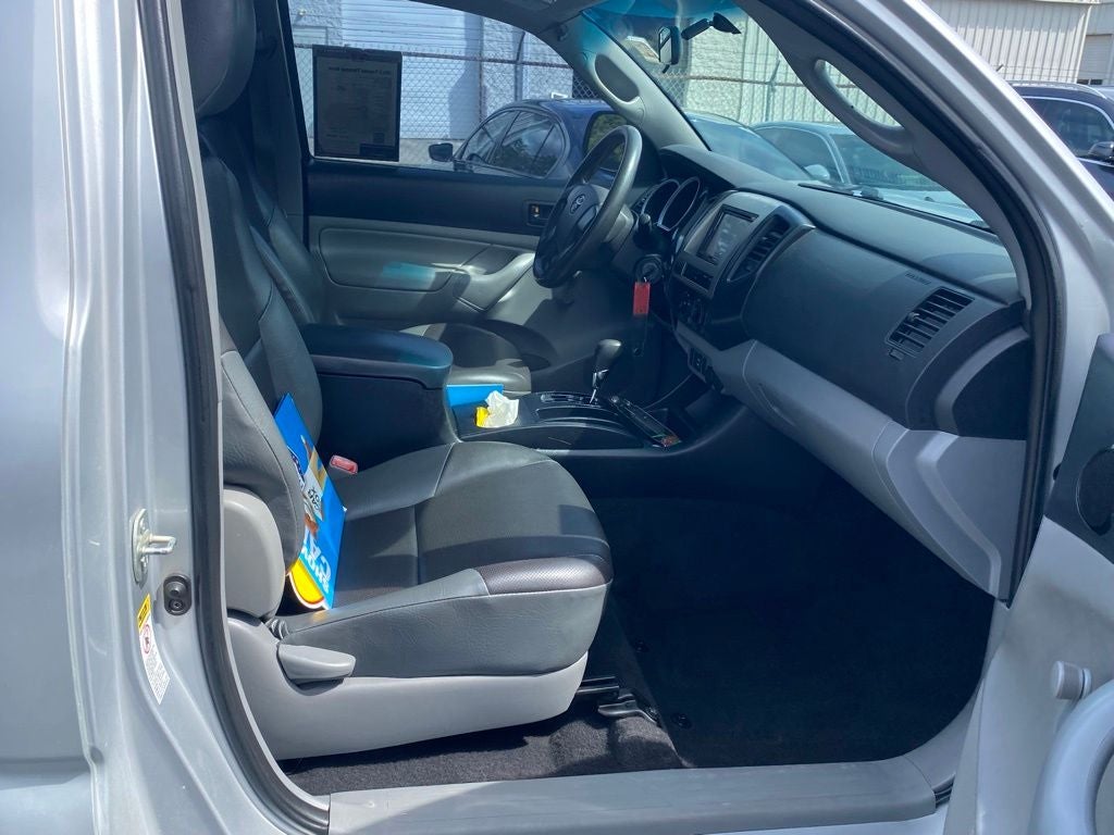2013 Toyota Tacoma Base