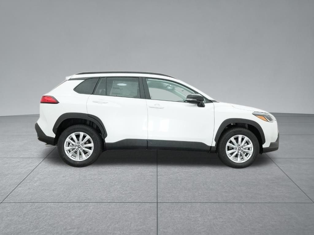 2025 Toyota Corolla Cross LE