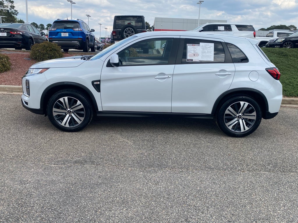 2024 Mitsubishi Outlander Sport LE