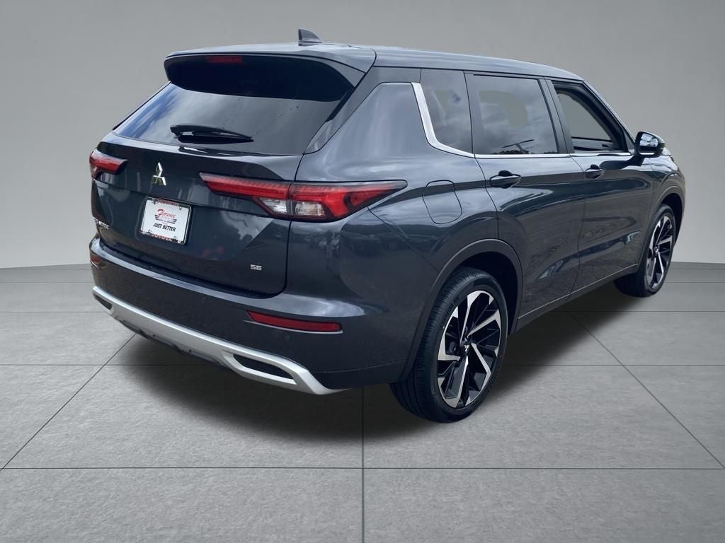 2024 Mitsubishi Outlander SE