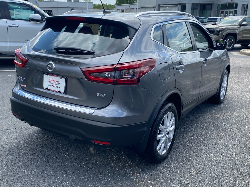 2022 Nissan Rogue Sport SV