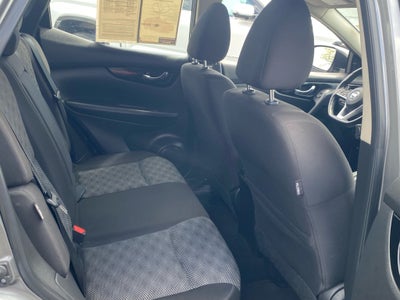 2022 Nissan Rogue Sport SV