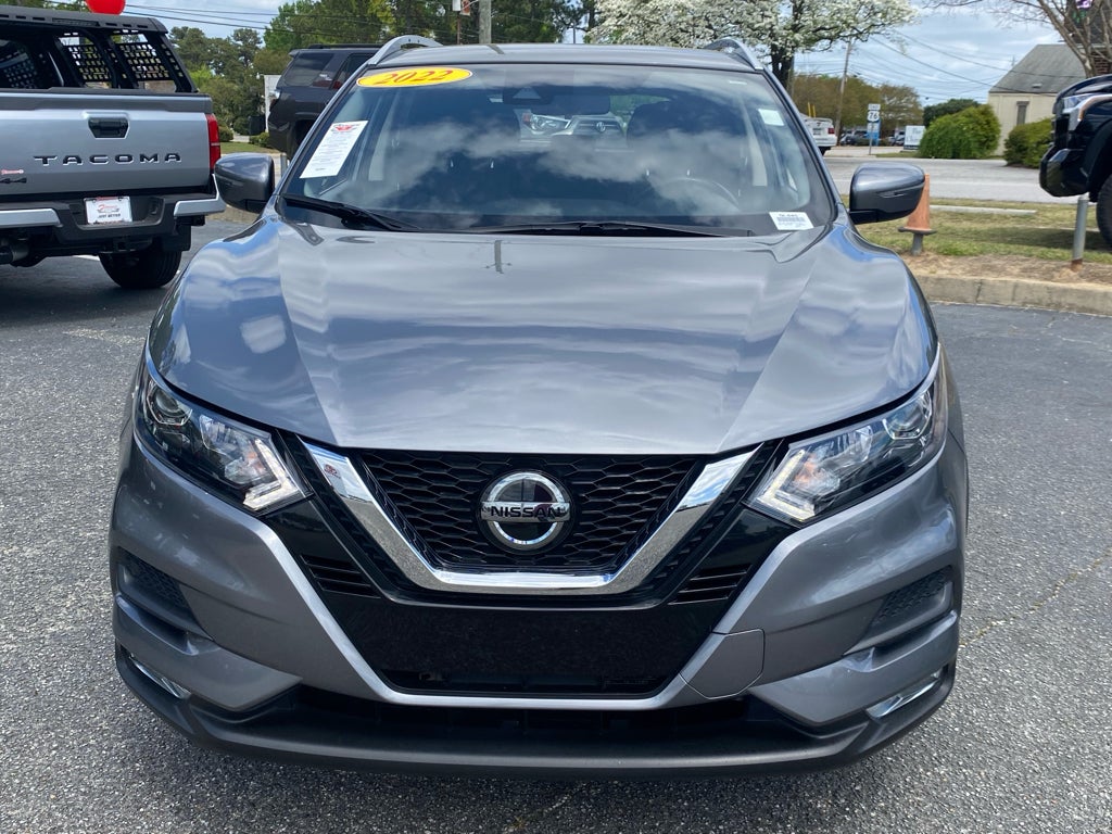 2022 Nissan Rogue Sport SV