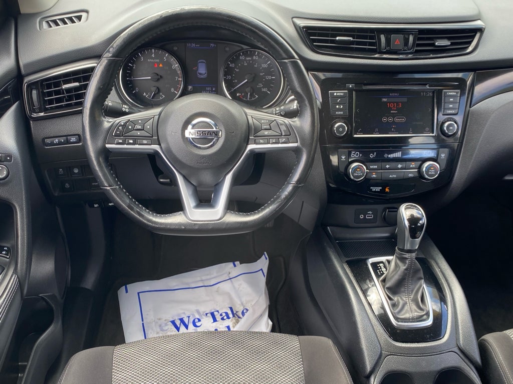 2022 Nissan Rogue Sport SV