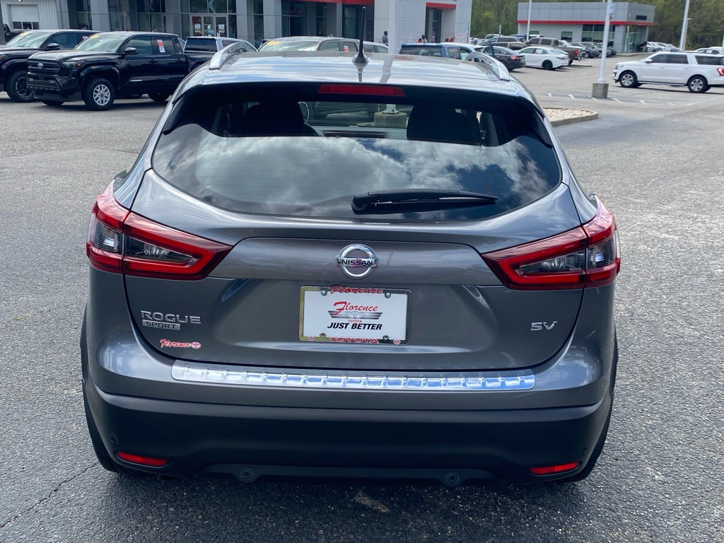 2022 Nissan Rogue Sport SV