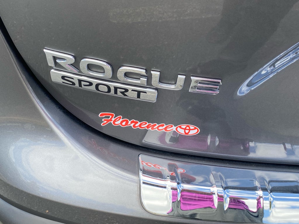 2022 Nissan Rogue Sport SV
