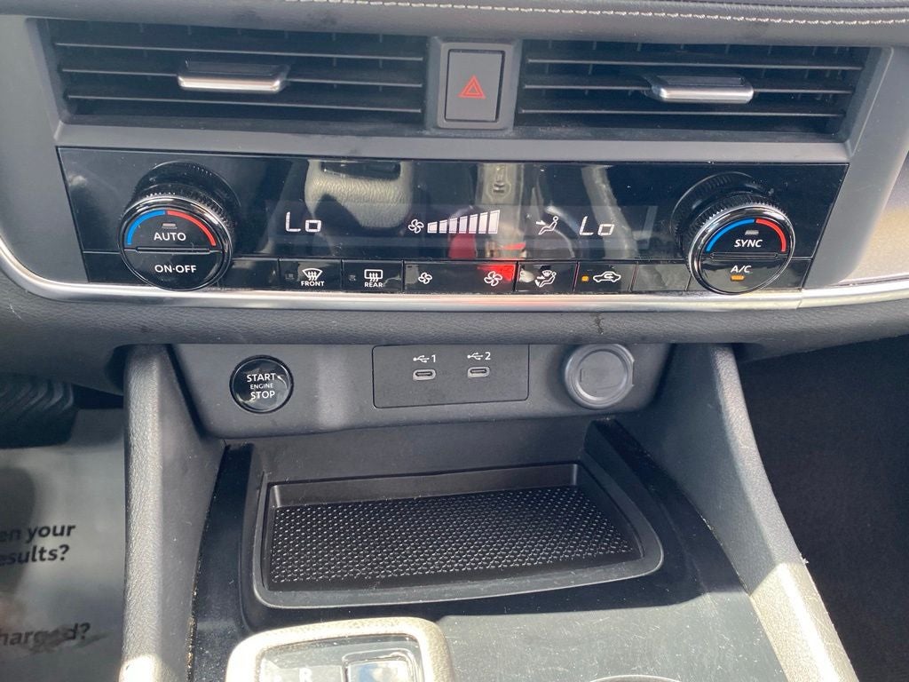 2025 Nissan Rogue SV