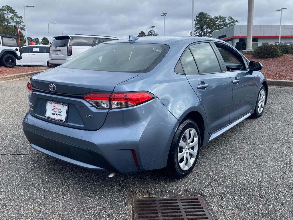 2022 Toyota Corolla LE