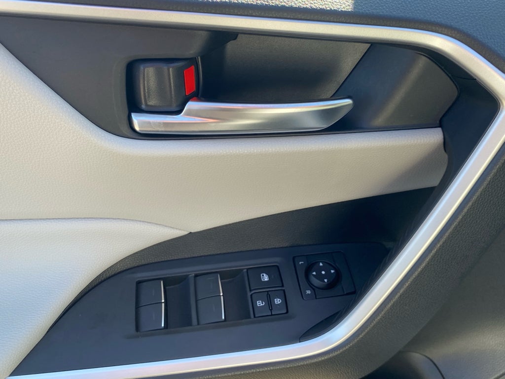 2024 Toyota RAV4 Hybrid Hybrid XLE