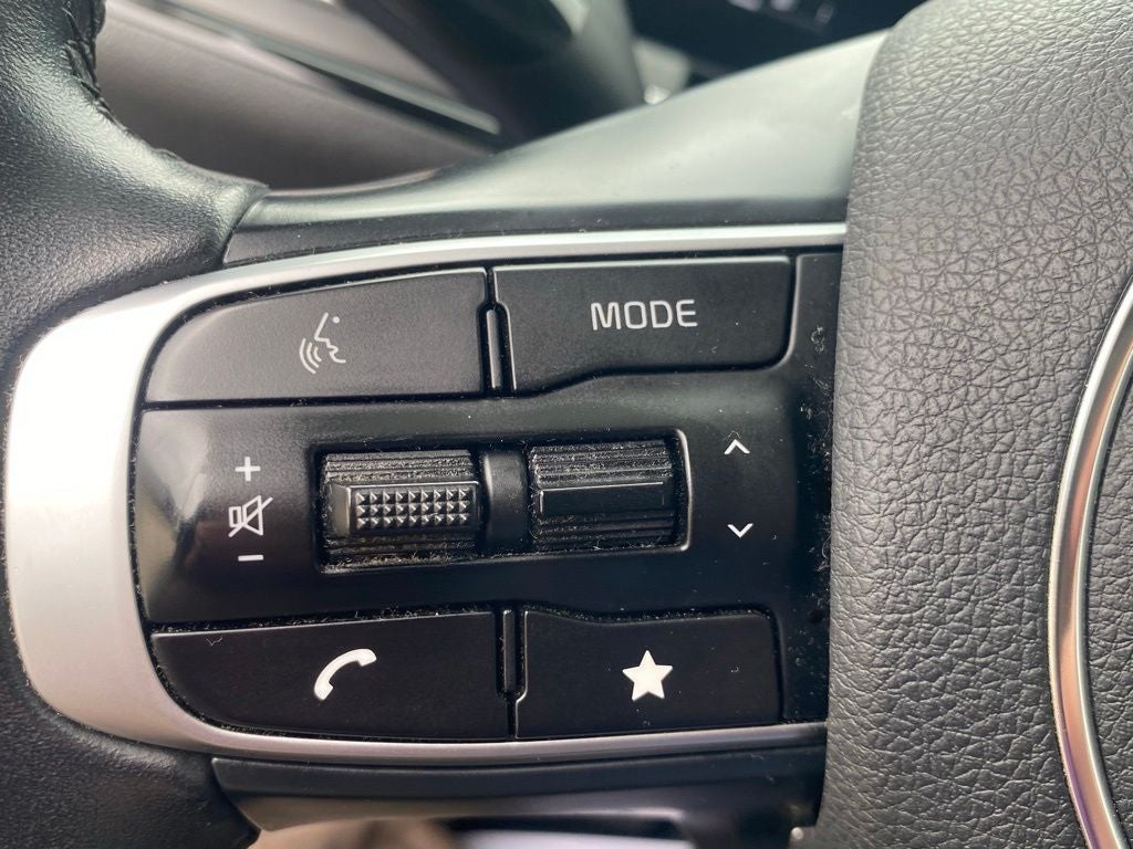 2025 Kia K5 EX