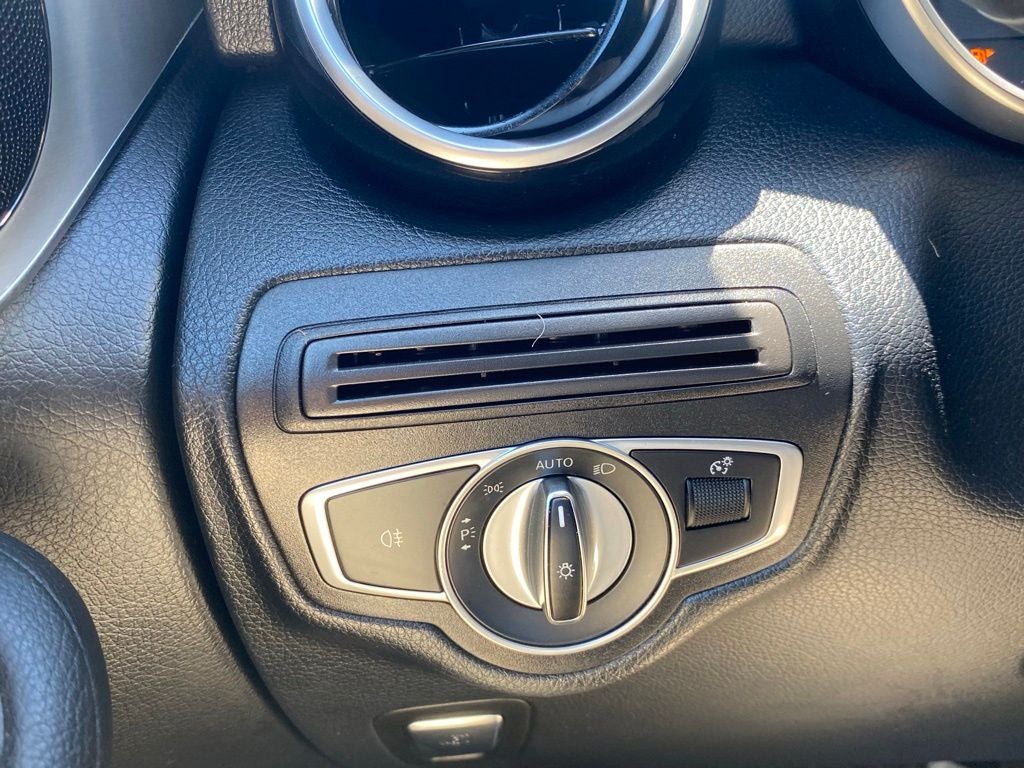 2019 Mercedes-Benz GLC GLC 300